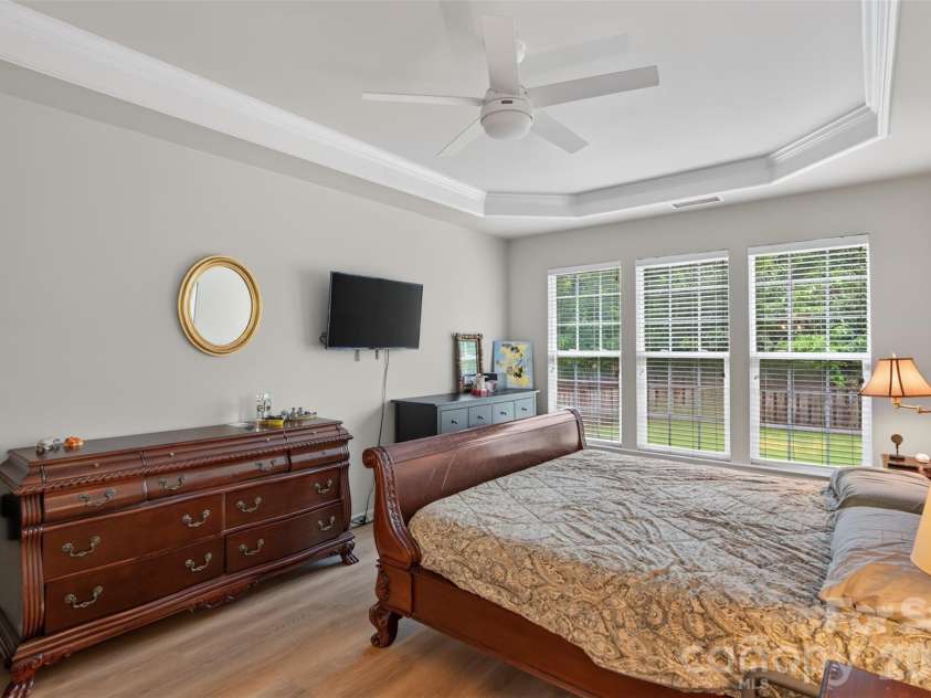 9114 Beaver Brook Way, Charlotte, NC 28277.  MLS# CAR4407536, YatesRealty ID 39920. 
