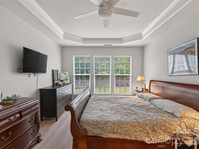 9114 Beaver Brook Way, Charlotte, NC 28277.  MLS# CAR4407536, YatesRealty ID 39920. 