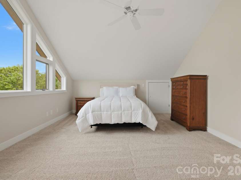 191 Charter Ridge, Jefferson, NC 28640.  MLS# CAR4407001, YatesRealty ID 39924. 