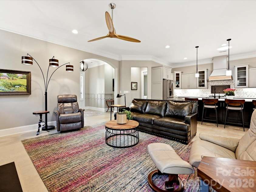 5008 Vita Way, Belmont, NC 28012.  MLS# CAR4406973, YatesRealty ID 39925. This space has a warm and welcoming feel