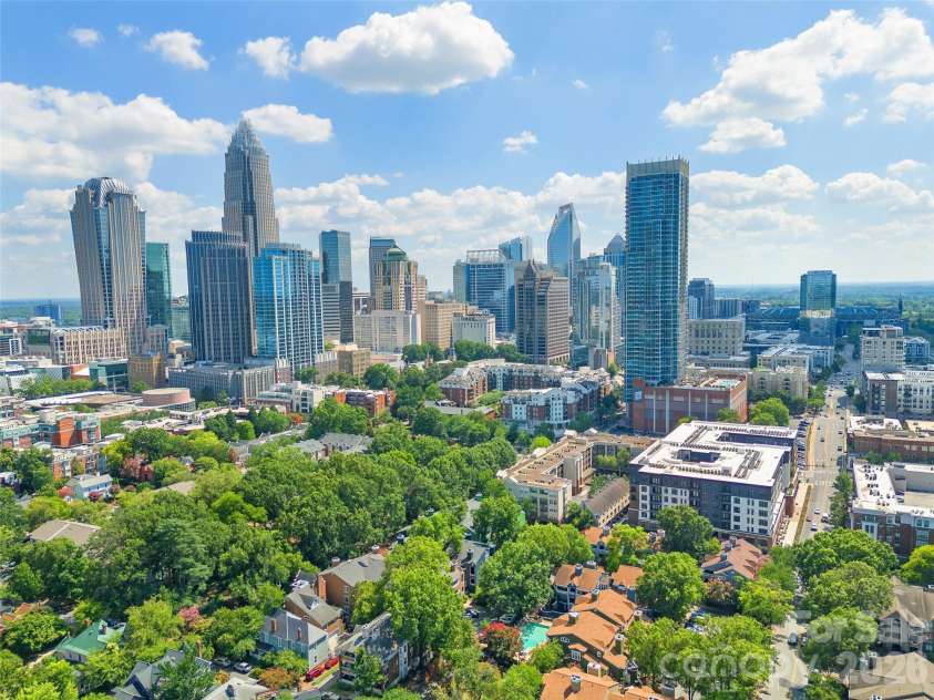 433 8th Street, Charlotte, NC 28202.  MLS# CAR4402319, YatesRealty ID 39926. 