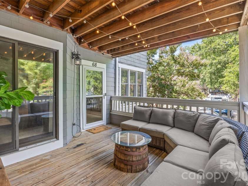 433 8th Street, Charlotte, NC 28202.  MLS# CAR4402319, YatesRealty ID 39926. 