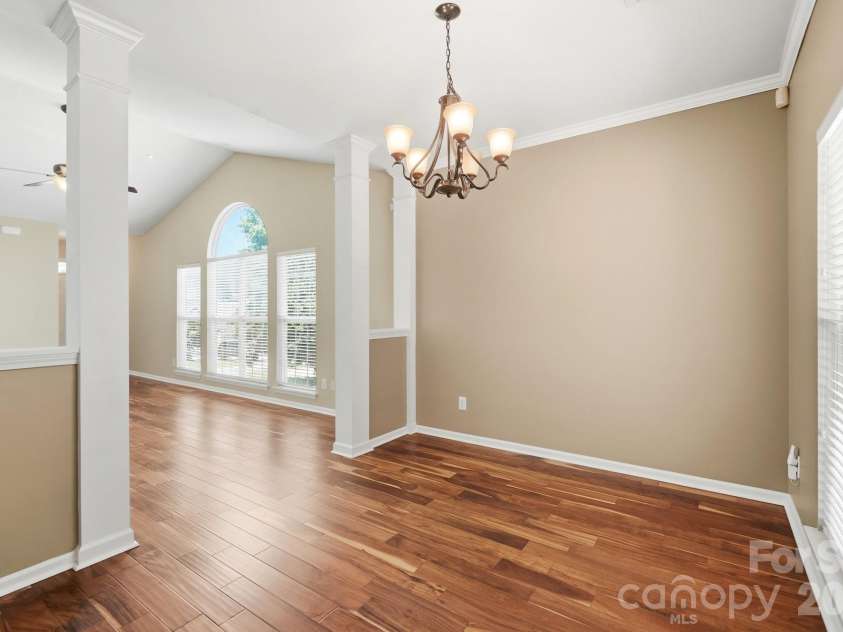 7015 Lenhart Drive, Charlotte, NC 28226.  MLS# CAR4407764, YatesRealty ID 39927. 