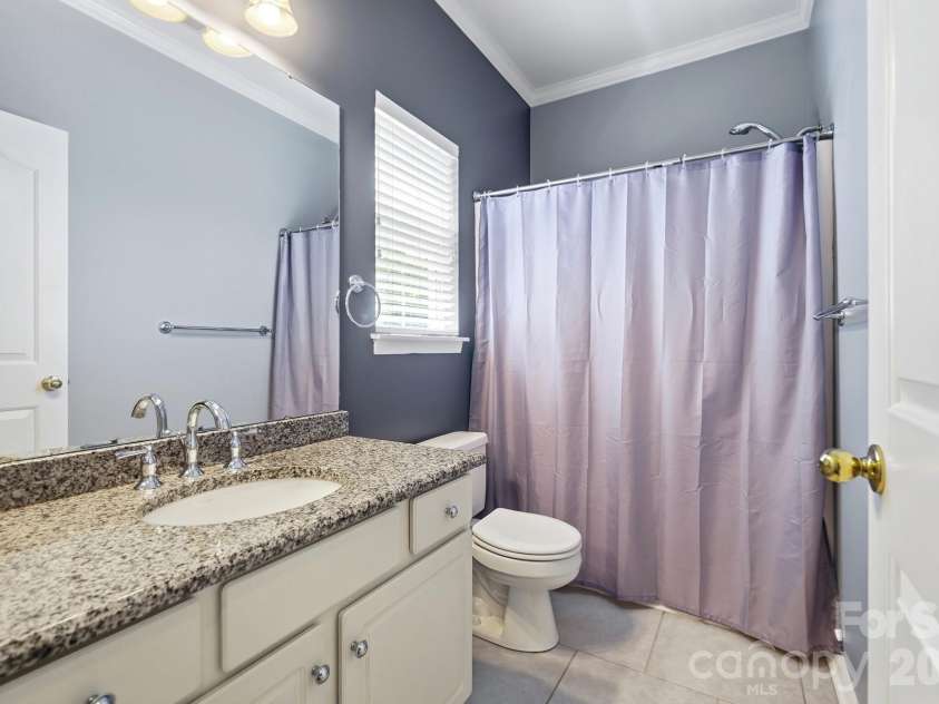 7015 Lenhart Drive, Charlotte, NC 28226.  MLS# CAR4407764, YatesRealty ID 39927. 
