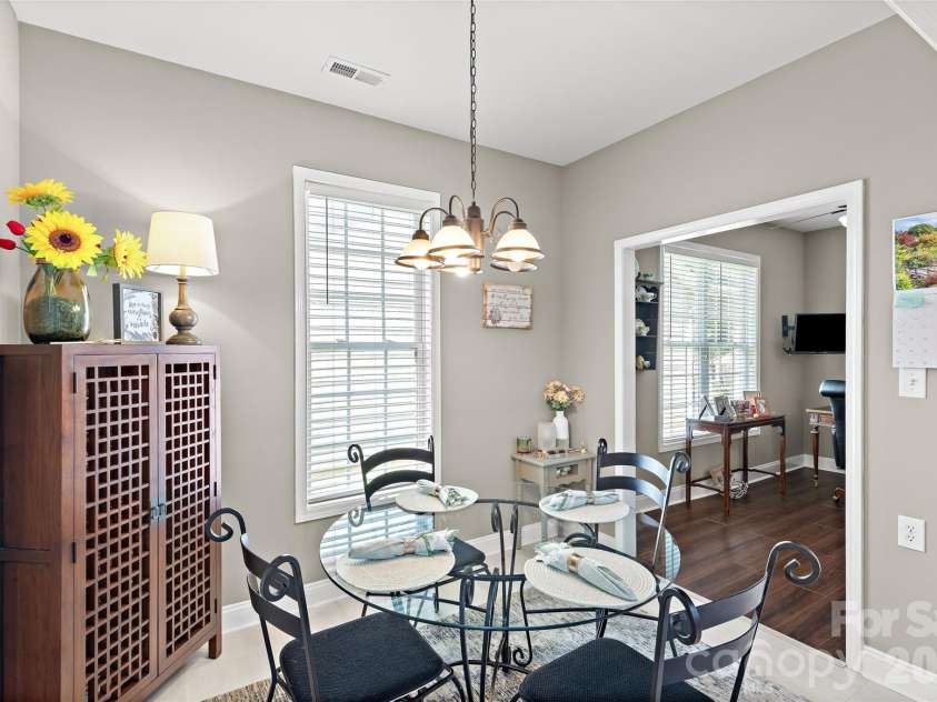 10047 Bishops Gate Boulevard, Pineville, NC 28134.  MLS# CAR4405550, YatesRealty ID 39929. 