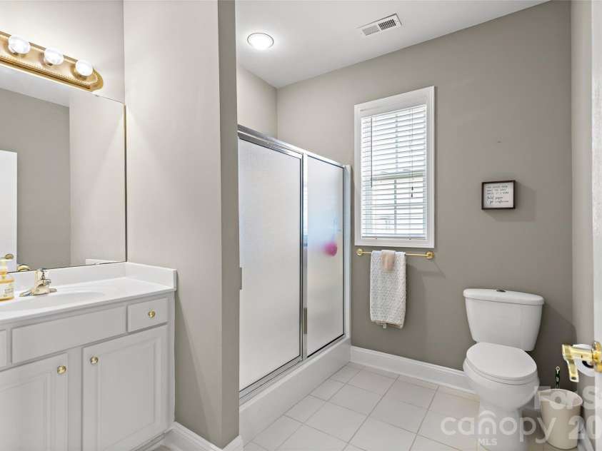10047 Bishops Gate Boulevard, Pineville, NC 28134.  MLS# CAR4405550, YatesRealty ID 39929. 