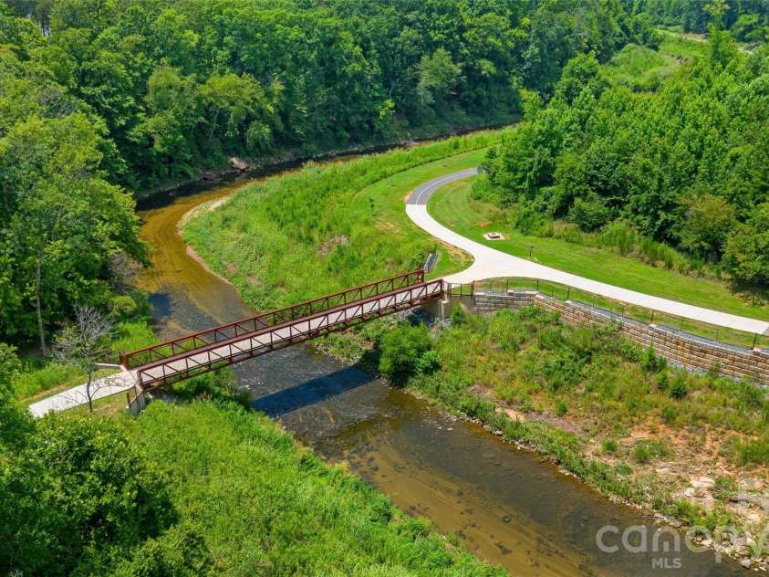 10047 Bishops Gate Boulevard, Pineville, NC 28134.  MLS# CAR4405550, YatesRealty ID 39929. 