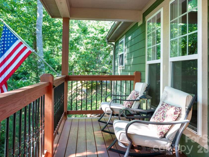 15 Happy Crow Lane, Asheville, NC 28805.  MLS# CAR4403766, YatesRealty ID 39930. Looking right.