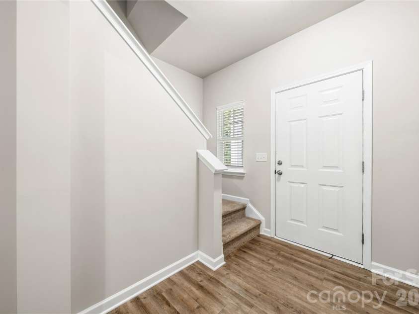 12456 Susanna Drive, Charlotte, NC 28214.  MLS# CAR4386444, YatesRealty ID 39933. 