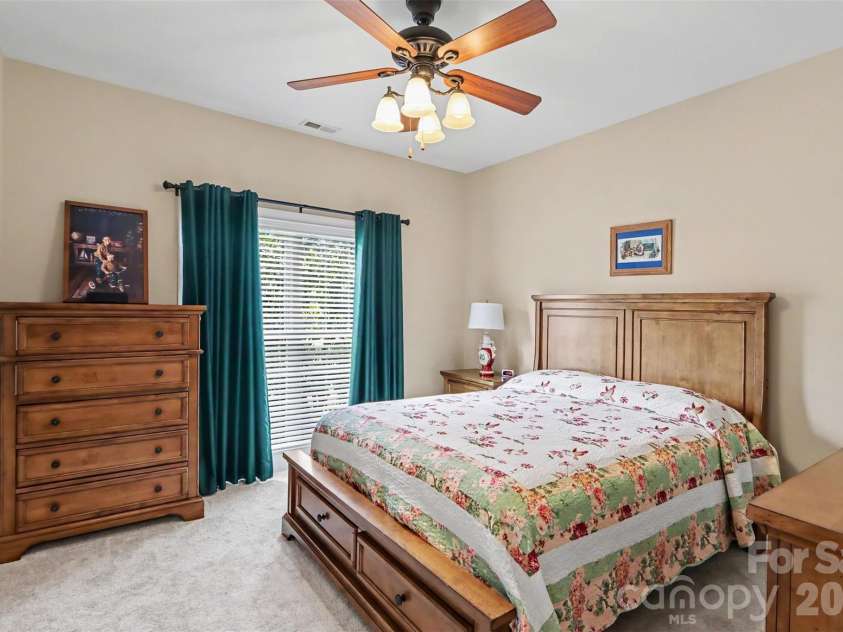 119 Blakemore Drive, Shelby, NC 28152.  MLS# CAR4404874, YatesRealty ID 39934. This is the 3rd bedroom.