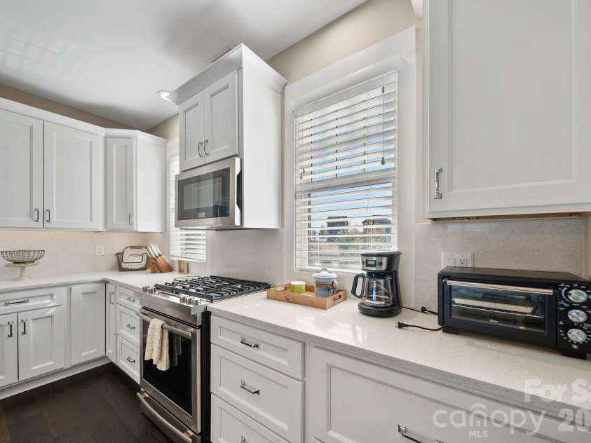 158 Elderberry Circle, Boone, NC 28607.  MLS# CAR4407222, YatesRealty ID 39935. 