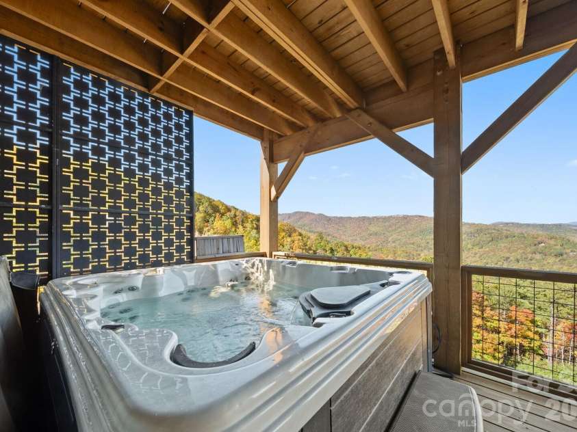 158 Elderberry Circle, Boone, NC 28607.  MLS# CAR4407222, YatesRealty ID 39935. 