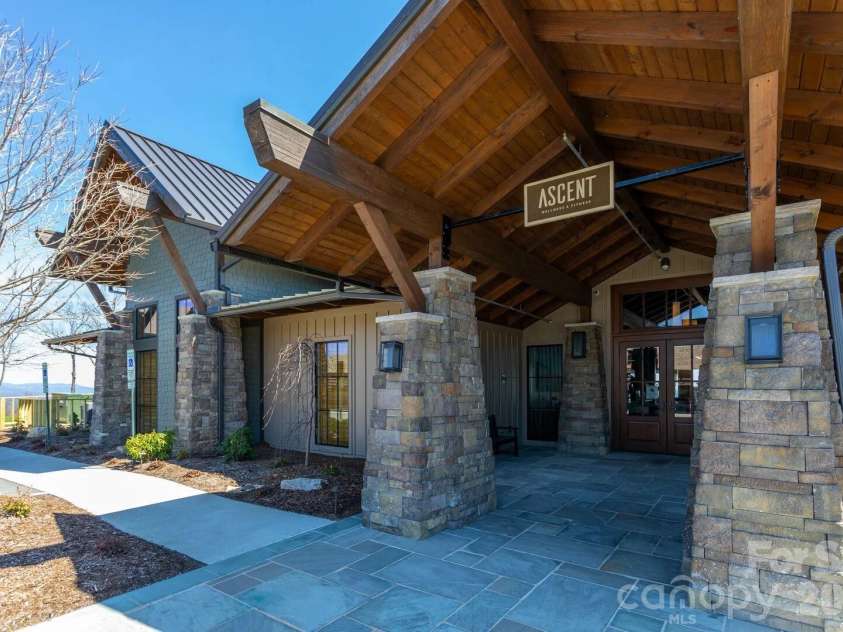 158 Elderberry Circle, Boone, NC 28607.  MLS# CAR4407222, YatesRealty ID 39935. 