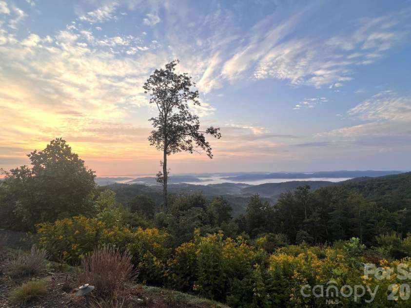 158 Elderberry Circle, Boone, NC 28607.  MLS# CAR4407222, YatesRealty ID 39935. 