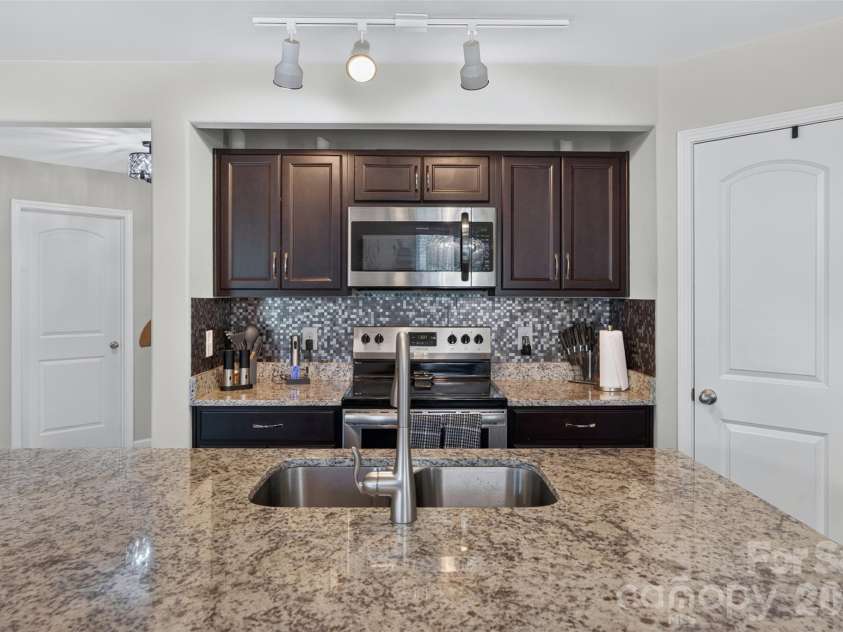2561 Taylor Road, Shelby, NC 28152.  MLS# CAR4407635, YatesRealty ID 39936. 