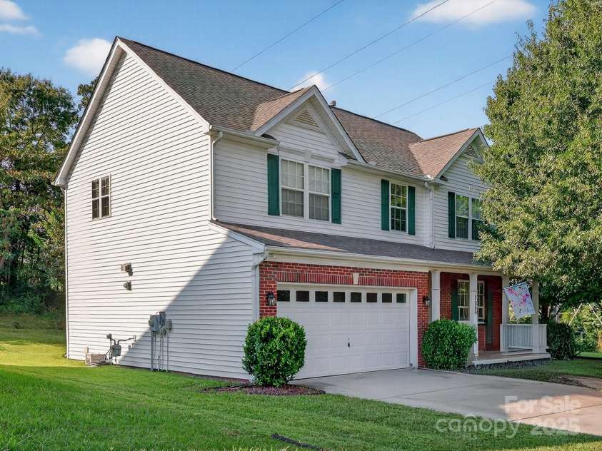 1020 Boxelder Lane, Charlotte, NC 28262.  MLS# CAR4300360, YatesRealty ID 39937. 