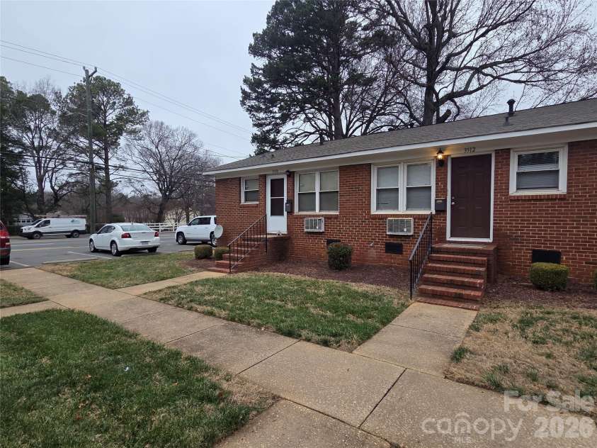 4102 Craig Avenue, Charlotte, NC 28211.  MLS# CAR4399631, YatesRealty ID 39937. 