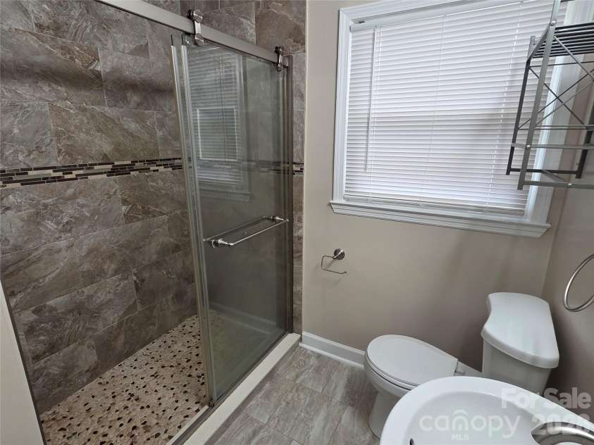 4102 Craig Avenue, Charlotte, NC 28211.  MLS# CAR4399631, YatesRealty ID 39937. 