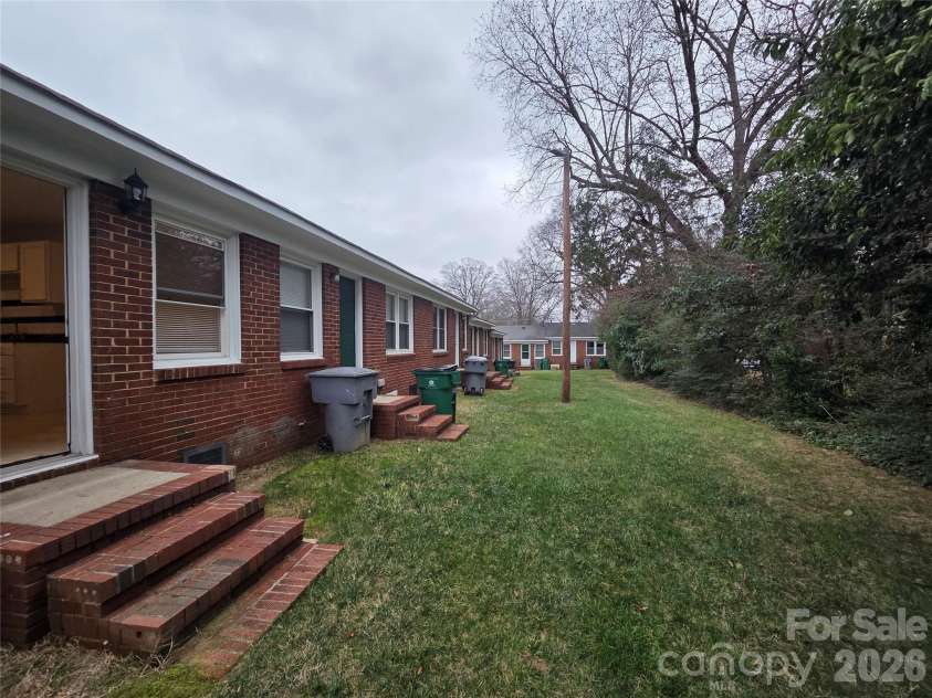 4102 Craig Avenue, Charlotte, NC 28211.  MLS# CAR4399631, YatesRealty ID 39937. 