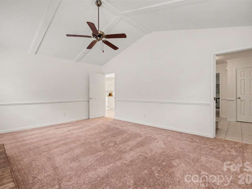 10727 Colony Woods Drive, Charlotte, NC 28277.  MLS# CAR4391498, YatesRealty ID 39938. 