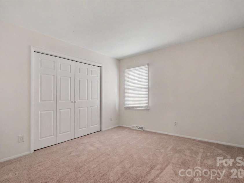 10727 Colony Woods Drive, Charlotte, NC 28277.  MLS# CAR4391498, YatesRealty ID 39938. 
