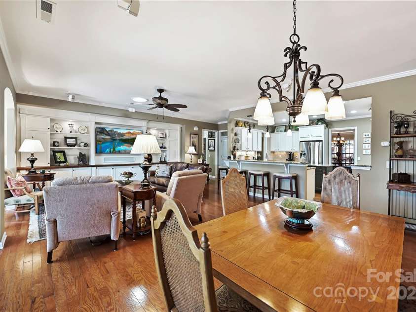 2087 Yellowstone Drive, Fort Mill, SC 29707.  MLS# CAR4215154, YatesRealty ID 3994. 