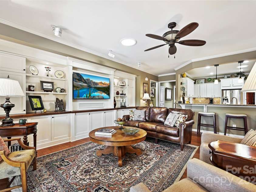 2087 Yellowstone Drive, Fort Mill, SC 29707.  MLS# CAR4215154, YatesRealty ID 3994. 