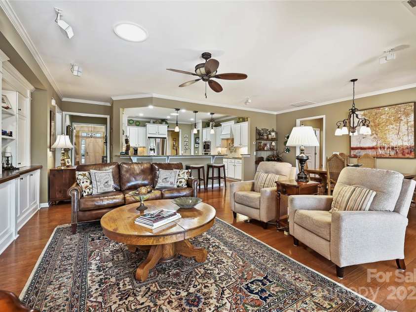 2087 Yellowstone Drive, Fort Mill, SC 29707.  MLS# CAR4215154, YatesRealty ID 3994. 