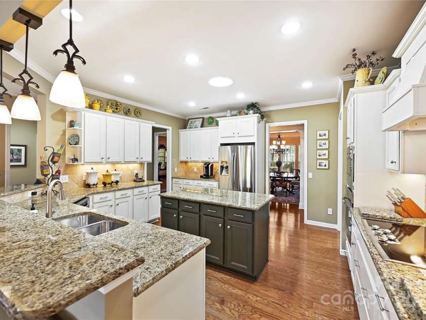 2087 Yellowstone Drive, Fort Mill, SC 29707.  MLS# CAR4215154, YatesRealty ID 3994. 