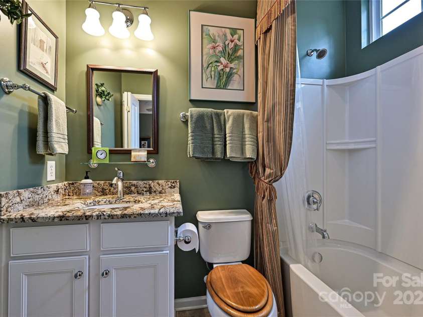 2087 Yellowstone Drive, Fort Mill, SC 29707.  MLS# CAR4215154, YatesRealty ID 3994. 