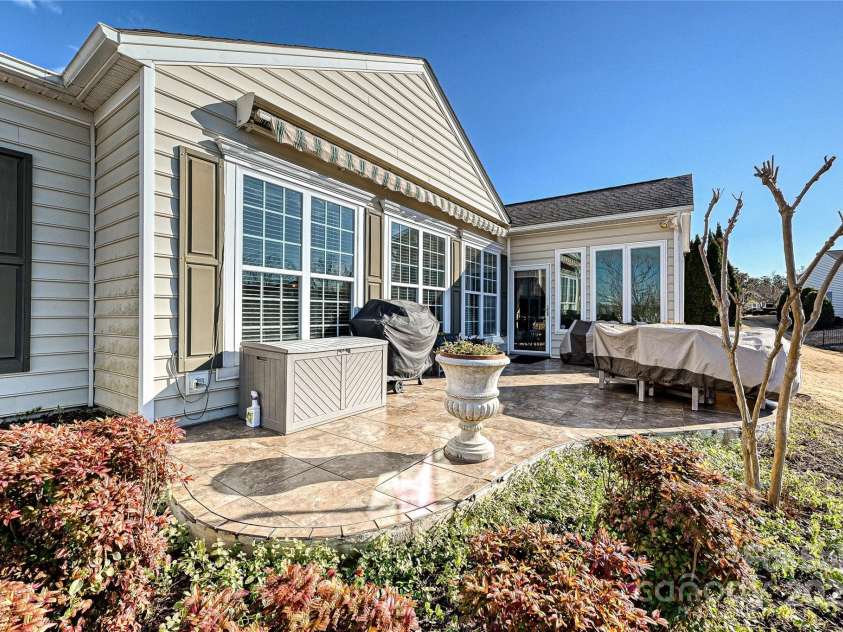 2087 Yellowstone Drive, Fort Mill, SC 29707.  MLS# CAR4215154, YatesRealty ID 3994. 