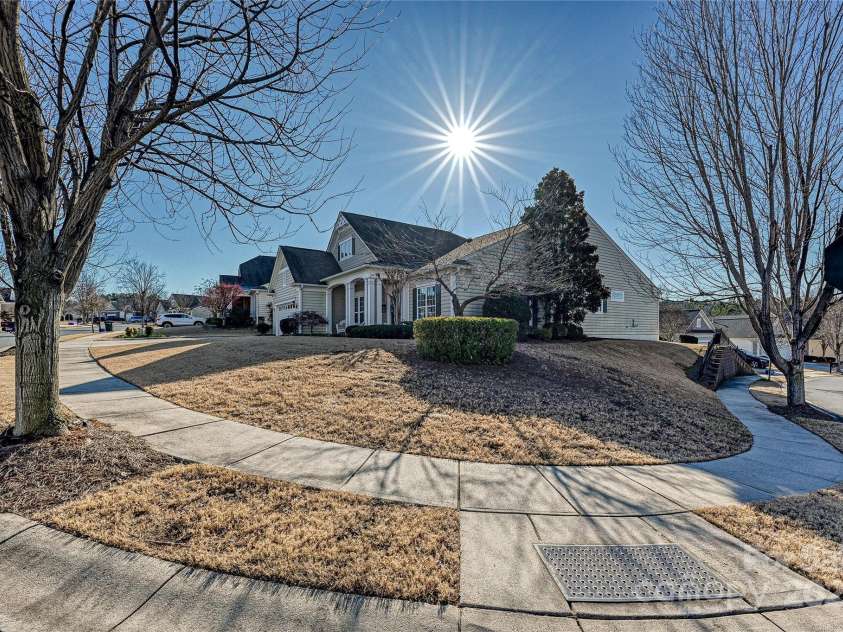 2087 Yellowstone Drive, Fort Mill, SC 29707.  MLS# CAR4215154, YatesRealty ID 3994. 
