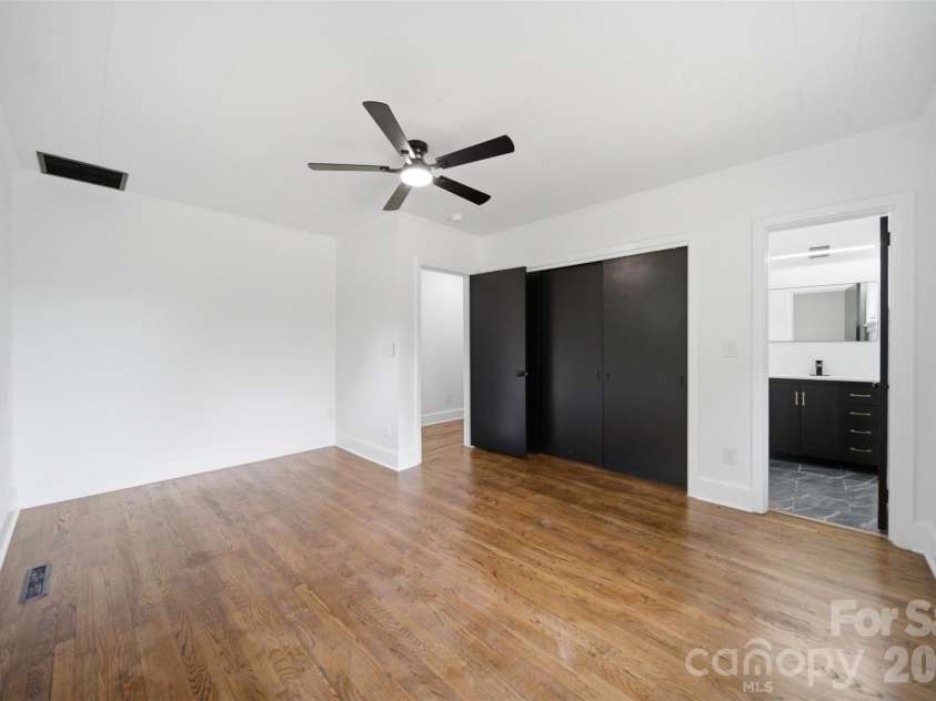 907 Amelia Street, Newberry, SC 29108.  MLS# CAR4381432, YatesRealty ID 39940. 2nd Primary option