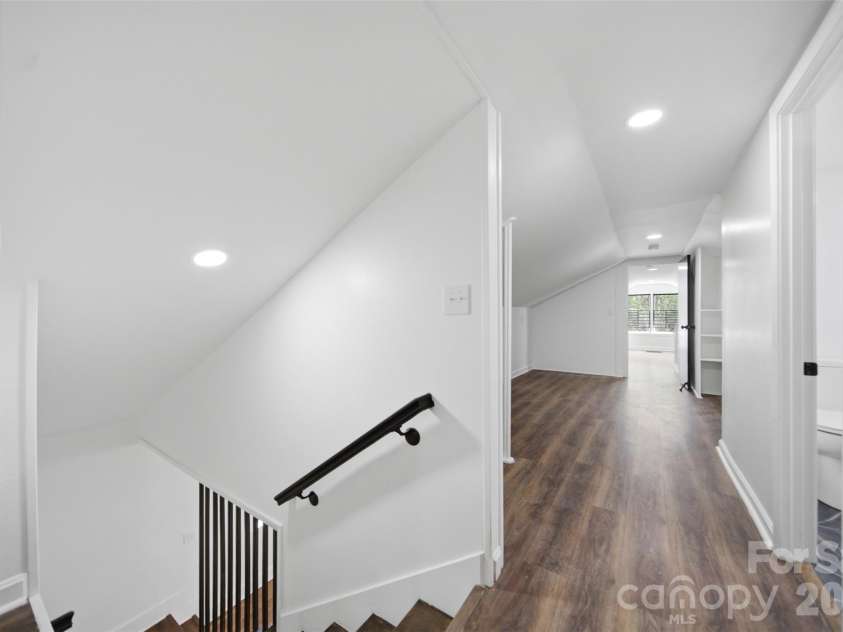 907 Amelia Street, Newberry, SC 29108.  MLS# CAR4381432, YatesRealty ID 39940. 