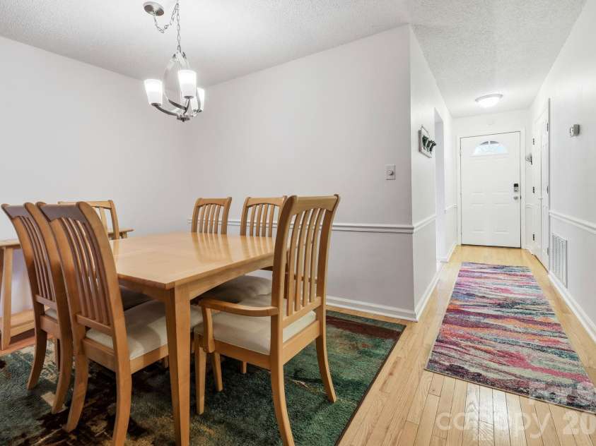 1503 Abbey Circle, Asheville, NC 28805.  MLS# CAR4405108, YatesRealty ID 39942. Dining Room