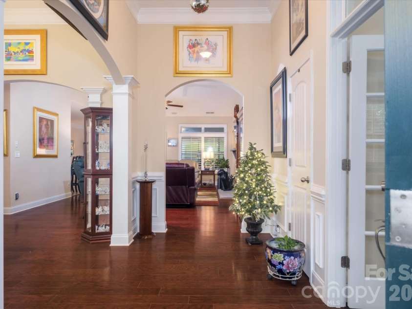 4804 Star Hill Lane, Charlotte, NC 28214.  MLS# CAR4403780, YatesRealty ID 39943. 