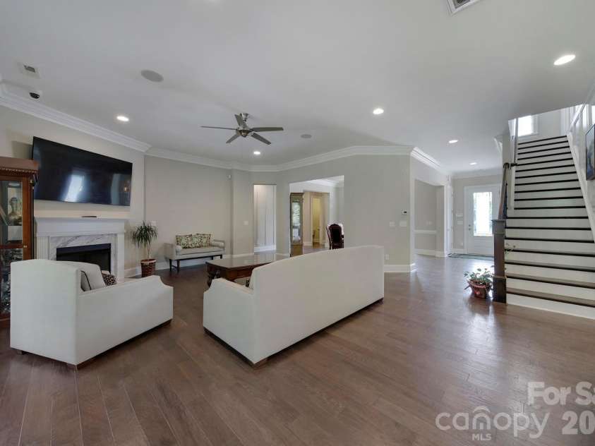 105 Highclere Drive, Waxhaw, NC 28173.  MLS# CAR4399731, YatesRealty ID 39946. 