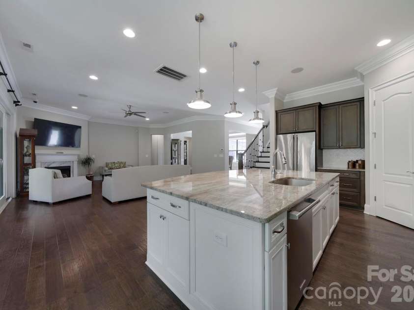 105 Highclere Drive, Waxhaw, NC 28173.  MLS# CAR4399731, YatesRealty ID 39946. 