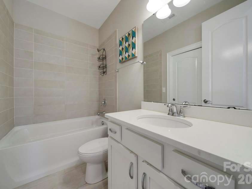 105 Highclere Drive, Waxhaw, NC 28173.  MLS# CAR4399731, YatesRealty ID 39946. 