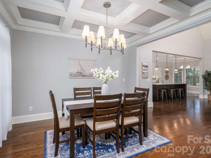 708 Players Ridge Road, Hickory, NC 28601.  MLS# CAR4405752, YatesRealty ID 39947. 