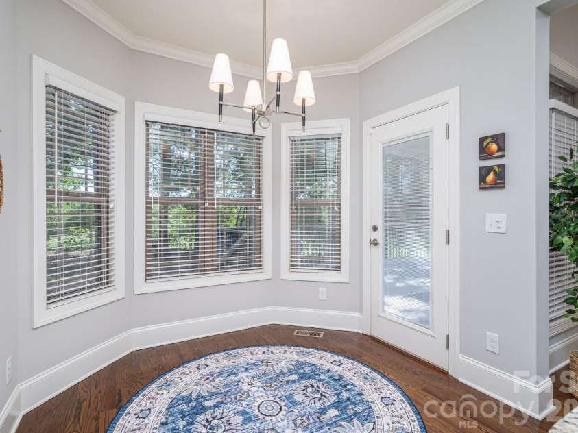 708 Players Ridge Road, Hickory, NC 28601.  MLS# CAR4405752, YatesRealty ID 39947. 