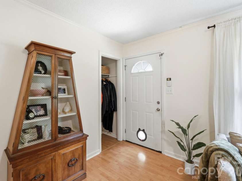 605 Powerline Avenue, Belmont, NC 28012.  MLS# CAR4406622, YatesRealty ID 39948. 