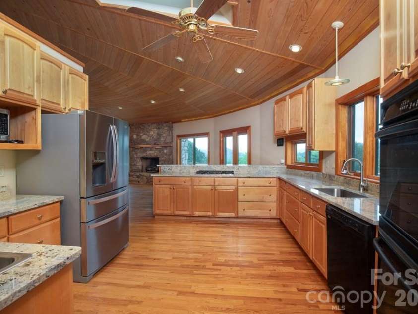 417 Quiet Forest Lane, Sylva, NC 28779.  MLS# CAR4361763, YatesRealty ID 39949. 