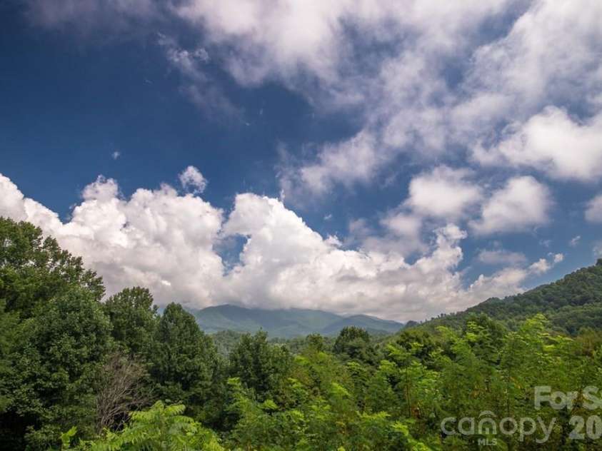 417 Quiet Forest Lane, Sylva, NC 28779.  MLS# CAR4361763, YatesRealty ID 39949. 