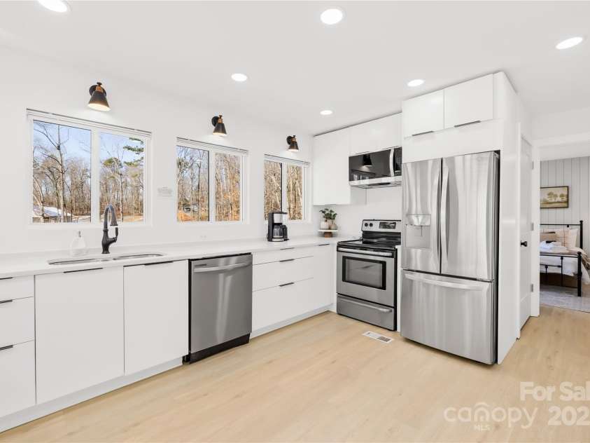 126 Abbey Lane, Mount Gilead, NC 27306.  MLS# CAR4216588, YatesRealty ID 3995. 