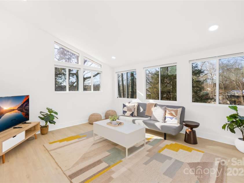 126 Abbey Lane, Mount Gilead, NC 27306.  MLS# CAR4216588, YatesRealty ID 3995. 