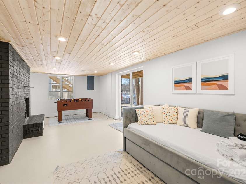 126 Abbey Lane, Mount Gilead, NC 27306.  MLS# CAR4216588, YatesRealty ID 3995. 