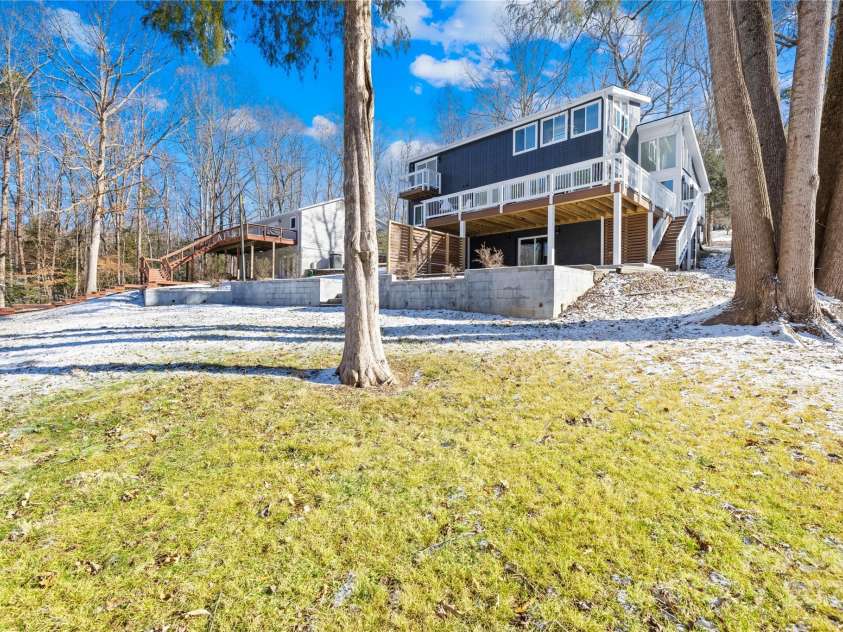 126 Abbey Lane, Mount Gilead, NC 27306.  MLS# CAR4216588, YatesRealty ID 3995. 