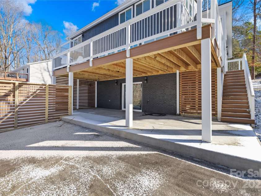 126 Abbey Lane, Mount Gilead, NC 27306.  MLS# CAR4216588, YatesRealty ID 3995. 