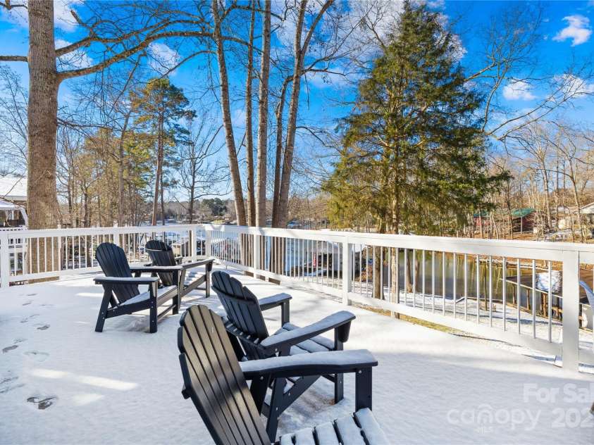 126 Abbey Lane, Mount Gilead, NC 27306.  MLS# CAR4216588, YatesRealty ID 3995. 